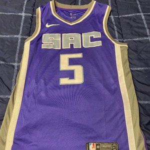 Nike Dri-Fit De'aaron Fox Sacremento Kings Basketball Jersey